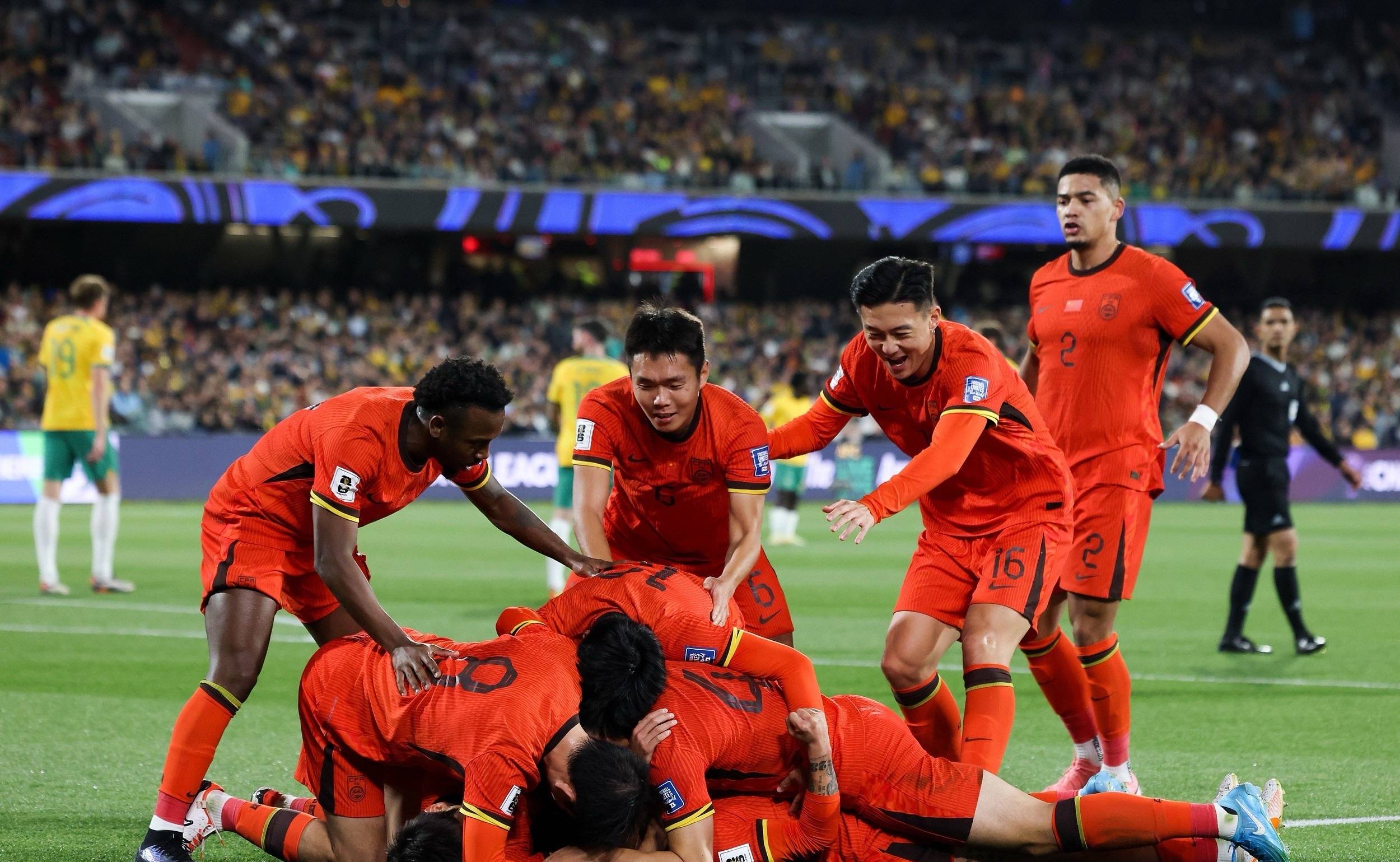 爱游戏APP-关于转会期马卡比特拉维夫篮板制胜——全明星赛节点到来，质疑声四起，年轻球员获得机会的信息